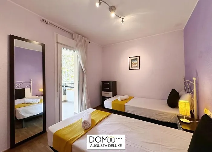 Domuum Holidays - Augusta Ii Apartman *
